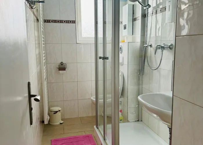 Grosse Mit Traumkueche I 24 H Check In I Free Parking Διαμέρισμα